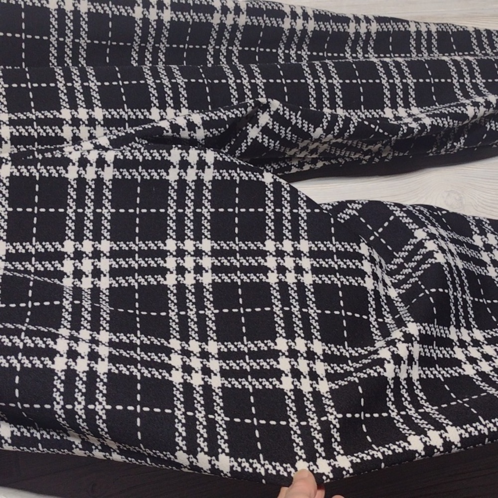 High Waisted B&W Plaid Pants - Picture 11 of 13